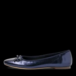 Ballerina's NAVY