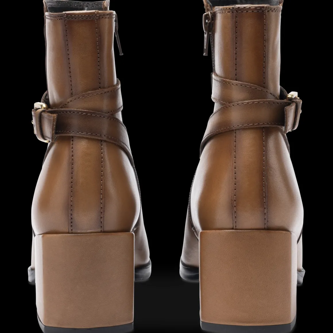 Enkellaarsjes COGNACKLEUR