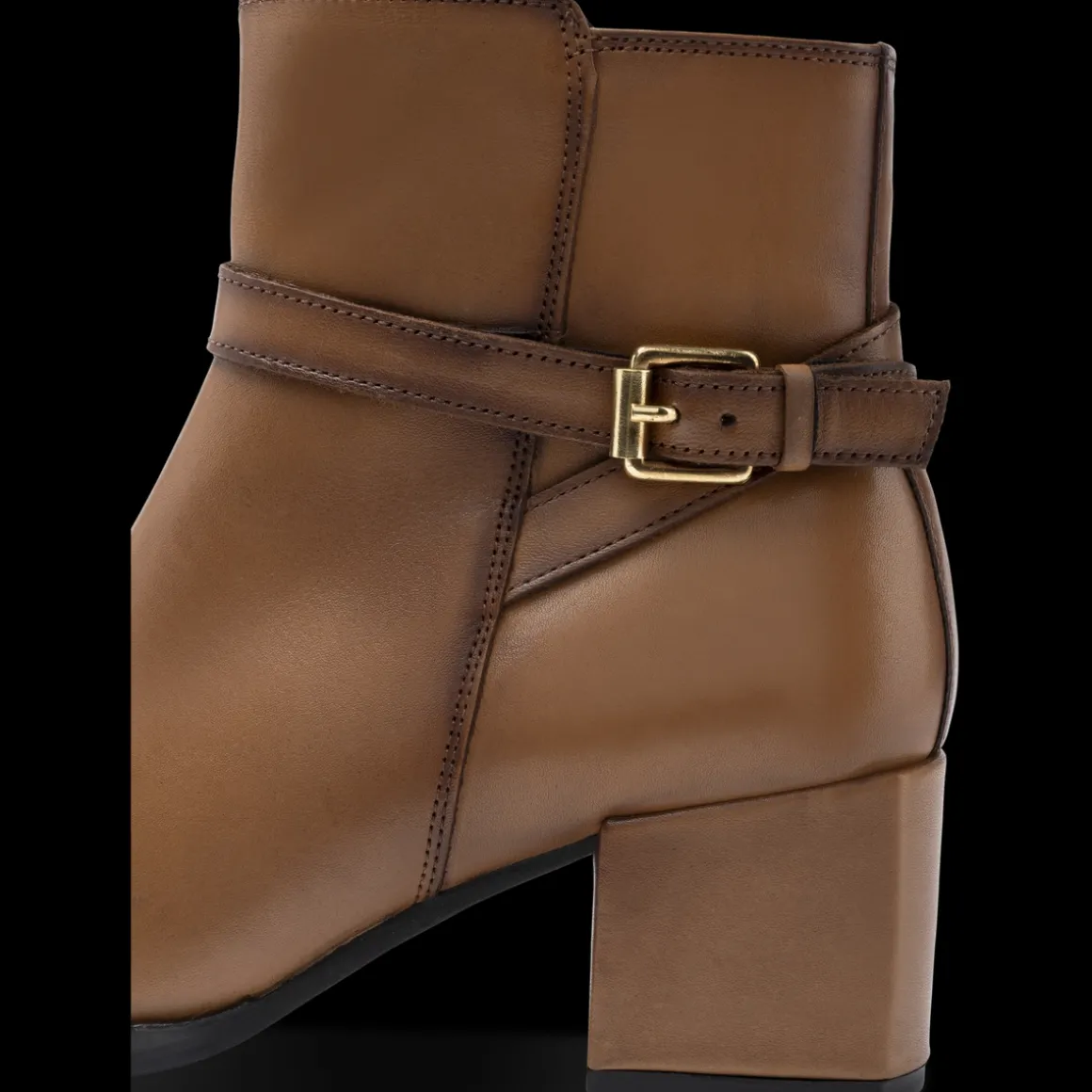 Enkellaarsjes COGNACKLEUR