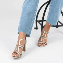 Sandalen BEIGE
