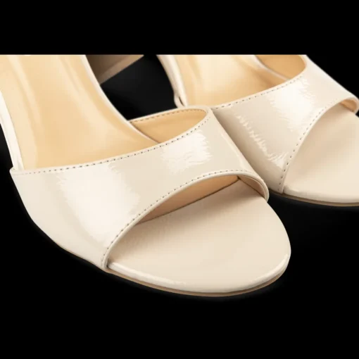 Sandalen BEIGE
