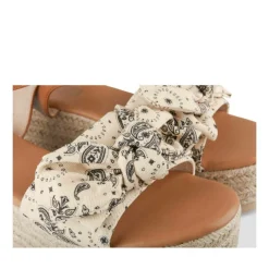 Sandalen BEIGE