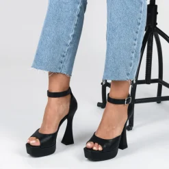 Sandalen ZWART