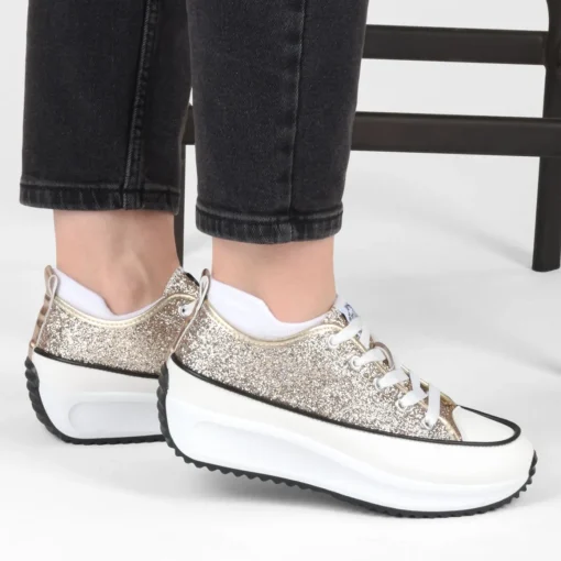 Sneakers GOUD