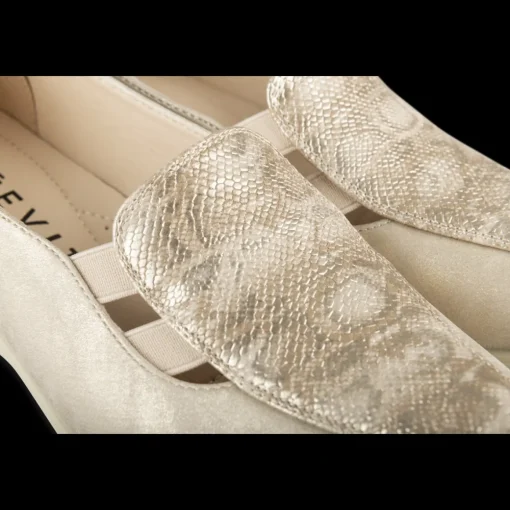 Sneakers GOUD