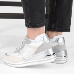Sneakers WIT