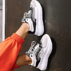 Sneakers WIT