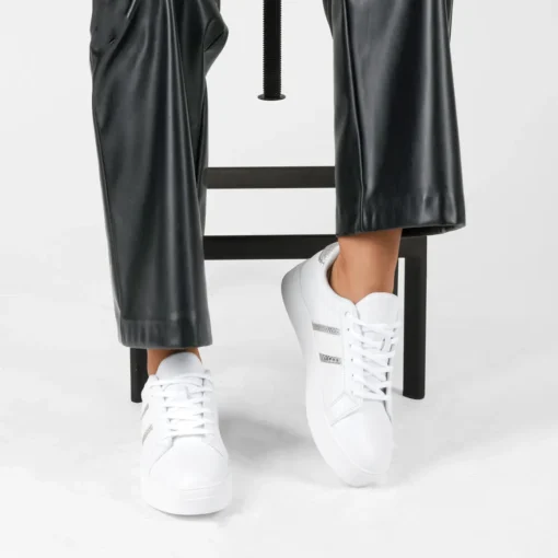 Sneakers WIT