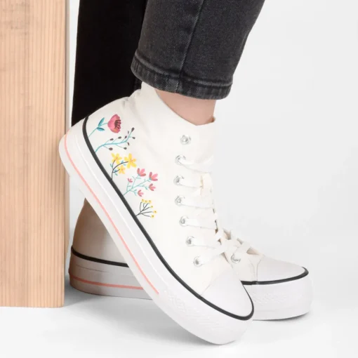 Sneakers WIT