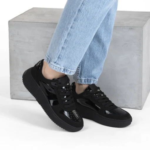Sneakers ZWART
