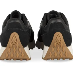 Sneakers ZWART SKECHERS GUSTO