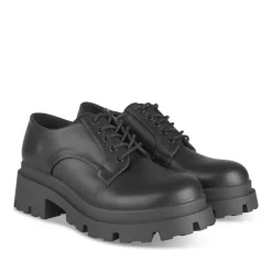 Veterschoenen ZWART