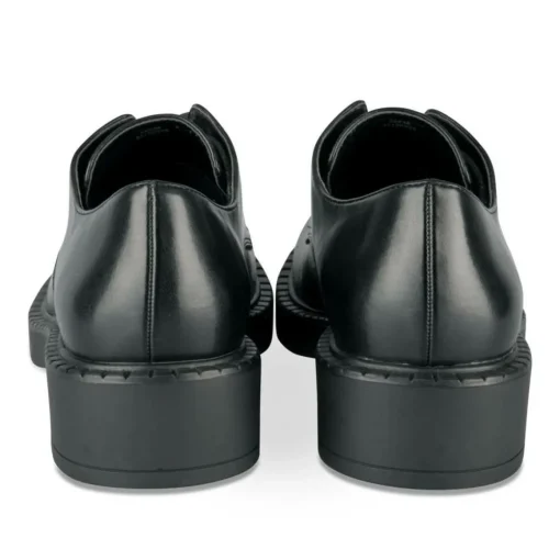 Veterschoenen ZWART